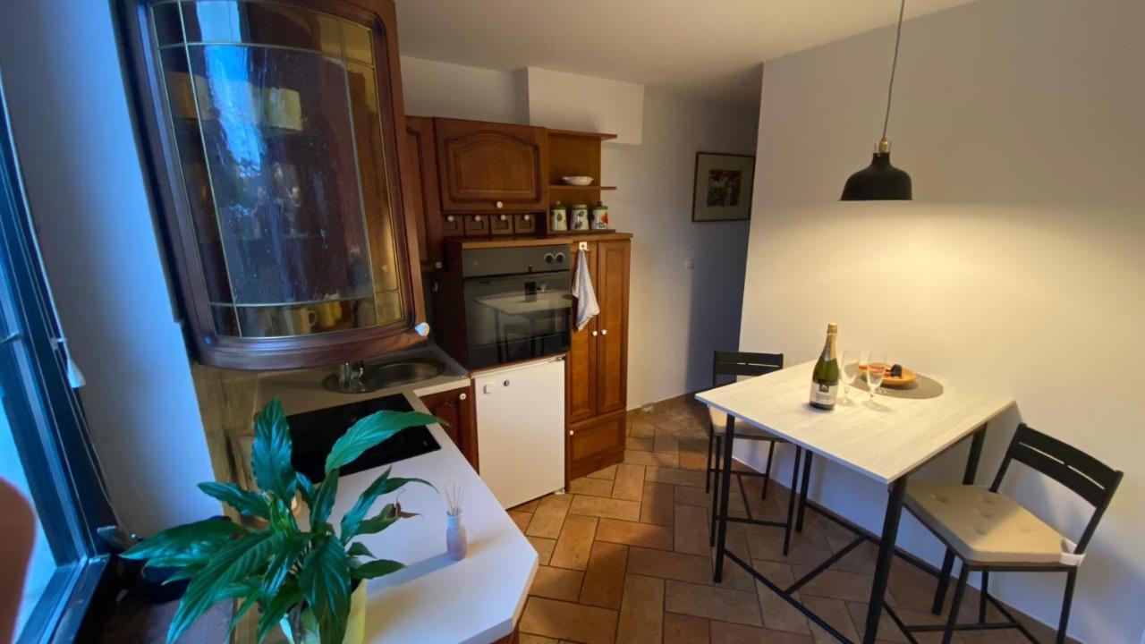 Apartma Nomad Novo Mesto Buitenkant foto